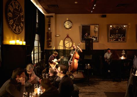 Dinner and a Show: Top Restaurants with Live Music in Philadelphia