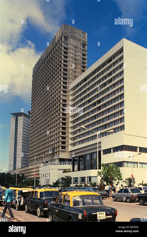 Oberoi hotel ; old and new ; Bombay Mumbai ; Maharashtra ; India Stock Photo - Alamy