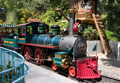 Disneyland Railroad Through the Years | Disney Parks Blog | Bloglovin’