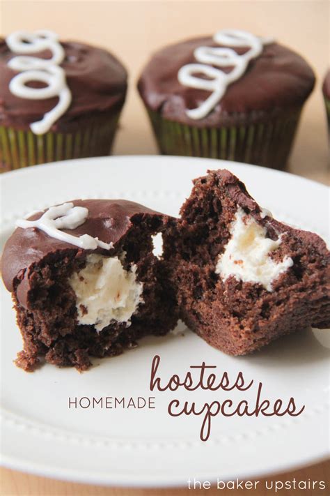 The Baker Upstairs: homemade hostess cupcakes