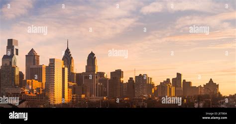 Philadelphia skyline at sunrise Stock Photo - Alamy