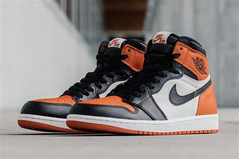 The Air Jordan 1 "Shattered Backboard" Releases Tomorrow - SneakerNews.com