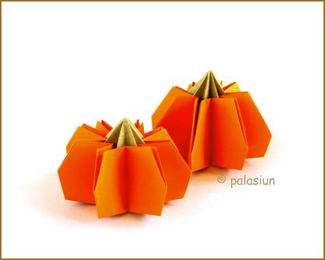 origami pumpkin | www.youtube.com/watch?v=8tbg3husvbU | Helena poliarush | Flickr