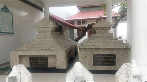 Melihat Makam Pangeran Diponegoro Ingin Dipindahkan Prabowo dari Makassar