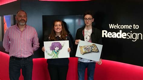 Art competition winners visit Reade Signs - Reade Signs