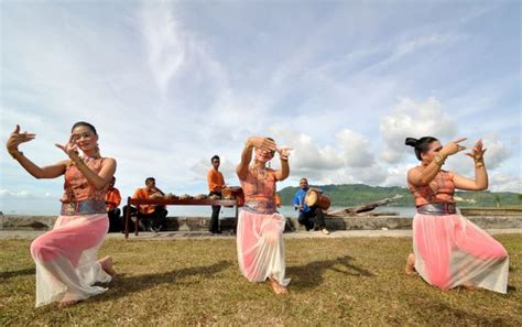 Keunikan Suku Ambon Yang Tak Banyak Orang Mengetahuinya - Matamaluku.com