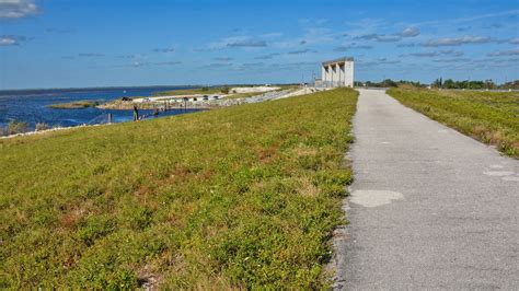 Lake Okeechobee Scenic Trail – Florida Hikes