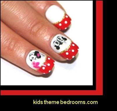 Decorating theme bedrooms - Maries Manor: Mickey Mouse themed nails - Disney themed nail designs ...