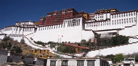 Tibet Tour Package | Tibet Cultural Sites | Buddhist monasteries | Tibetan