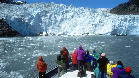 Alaska Glaciers and Wildlife Vacation Tour | Kenai Fjords and Denali