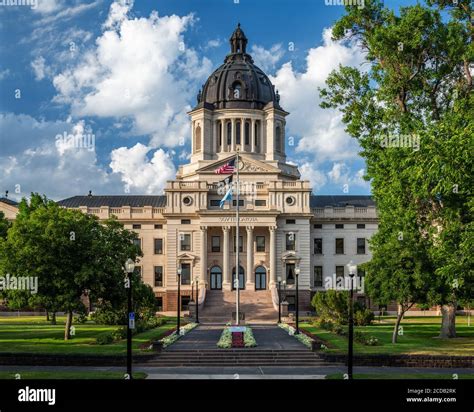 South dakota state capitol building hi-res stock photography and images - Alamy