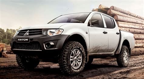 Mitsubishi Triton Heavy Duty introduced for RM72k – standard-fit off ...