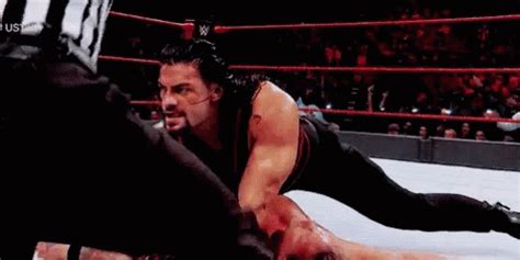 Roman Reigns WWE GIF - RomanReigns WWE - Discover & Share GIFs