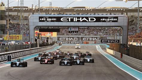 F1 2017 | GP Abu Dhabi: gli orari tv dell'ultimo GP del 2017