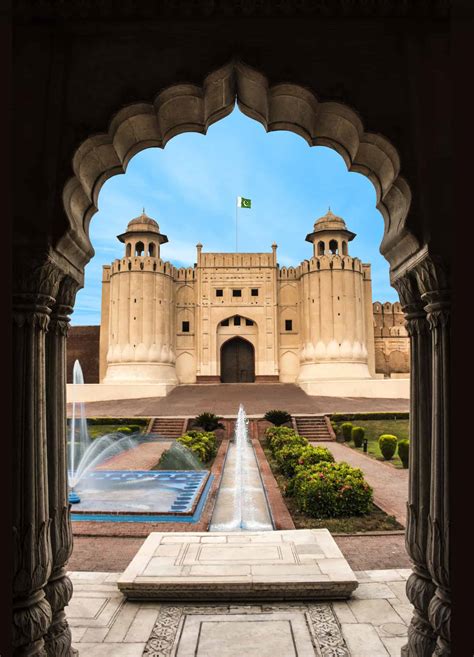 Lahore Fort Pakistan | Definitive guide for travellers - Odyssey Traveller