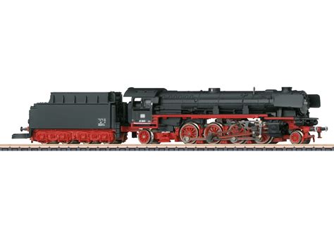 Class 41 Steam Locomotive | Märklin