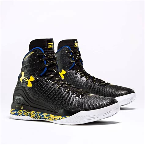 √ Stephen Curry Signature Shoes