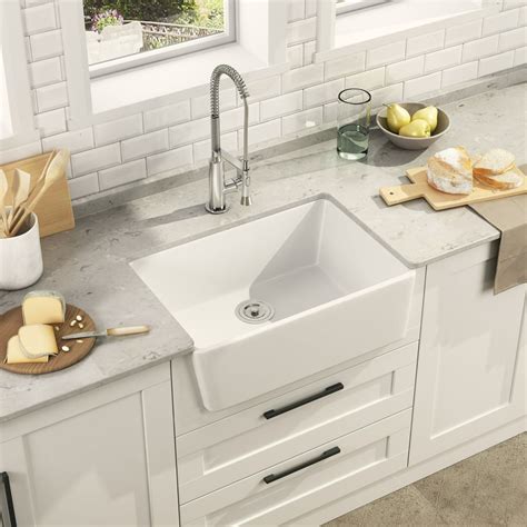 DeerValley DV-1K116 24" L x 16" W Farmhouse Kitchen Sink White Ceramic ...