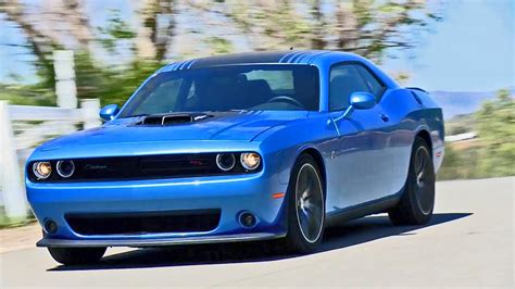 2016 Dodge Challenger 392 HEMI Scat Pack Shaker - YouTube