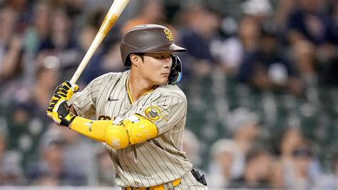 Ha-seong Kim, multi-hit in 10 games... Hits in 5 games in a row · Doubles in 4 games - Teller Report