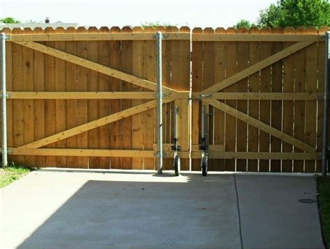 Wood Driveway Gate with Durable Wheels