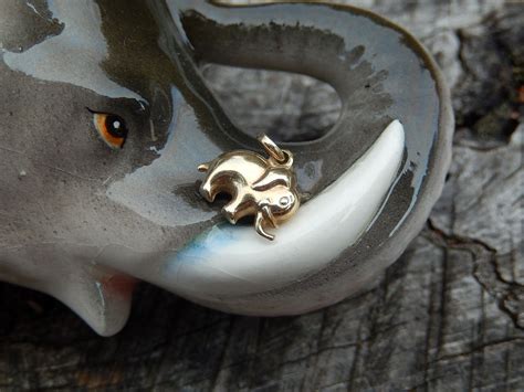 Elephant Charm in 9ct - The Shop in the Bush