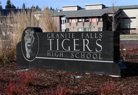 Granite Falls High School Sign – Design Memorials