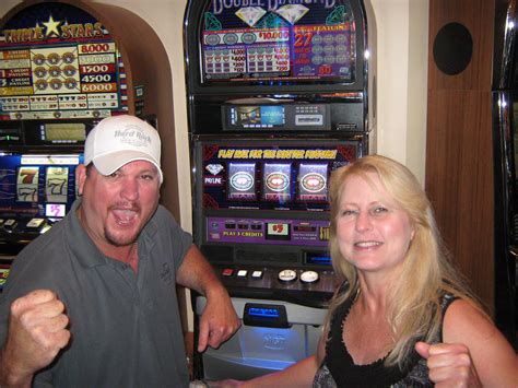 Luke C, $10,000 Jackpot Winner, at the Seminole Hard Rock … | Flickr