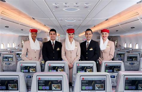 What is the Cabin Crew Age Limit? Flight Attendant Age Requirements ...