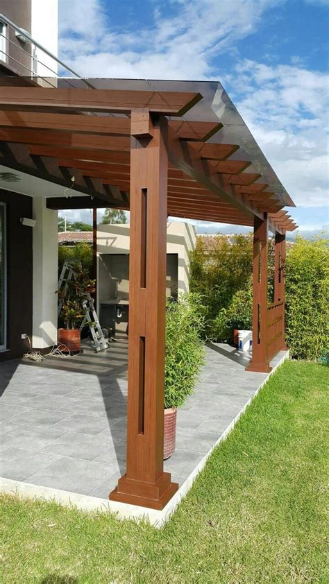 Pérgola exterior en aluminio maderado y vidrio de 6mm laminado claro. @malumpergolas | Pérgola ...