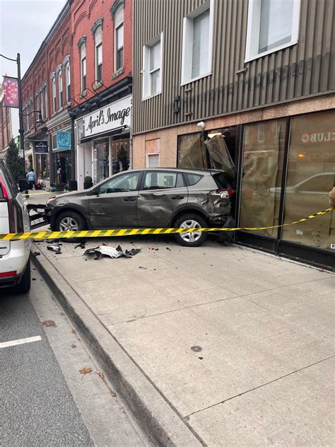 Car crashes into Napanee building, elderly woman charged - Kingston ...