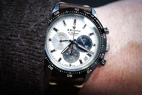 Hands-On Review Zenith Chronomaster Sport (1/10th Second Chronograph) - BEYOND THE DIAL