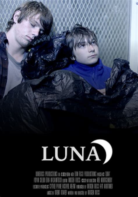 Luna Review.