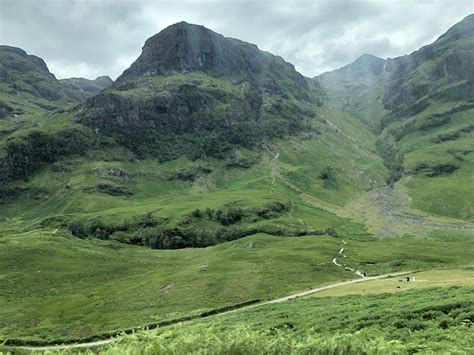 Valley in the Scottish Highlands (OC) [1334x750] : r/EarthPorn