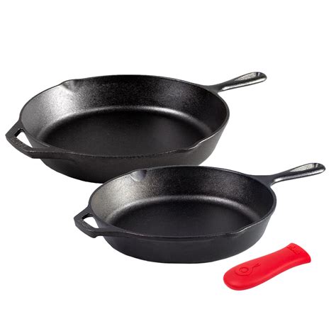 Lodge Fan-Favorite Skillets Set with Handle Holder | Lodge Cast Iron