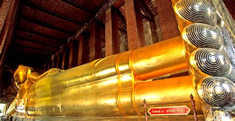 Tour | Temple of the Reclining Buddha (Wat Pho)