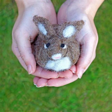 15 Simple Needle Felting Tutorials for Beginners