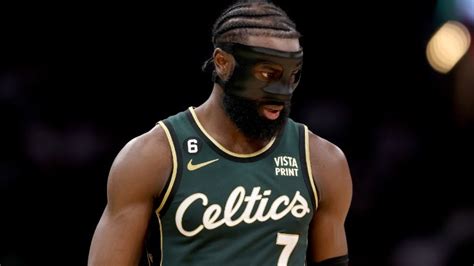 Why does Jaylen Brown wear a mask?