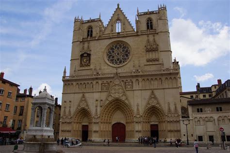 Lyon Cathedral (Lyon, 1480) | Structurae