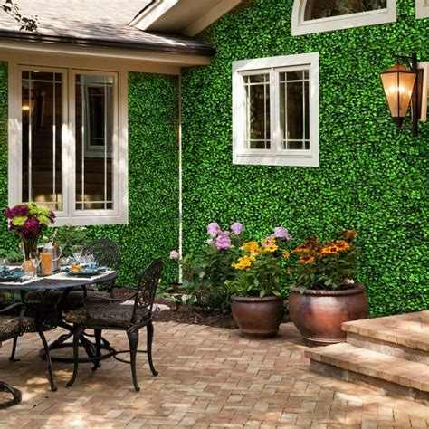 Diy Artificial Grass Wall Backdrop : DIY Artificial Grass Wall Boxwood ...