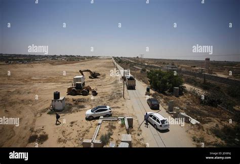 Rafah, Gaza Strip, Palestinian Territory. 28th June, 2017. Palestinian ...