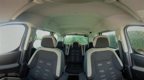 360° All Round Interior View of a 2014 Citroen Berlingo Multispace 1 6 e HDi Airdream XTR EGS6 ...