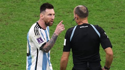 Messi slams referee despite Argentina win over Netherlands