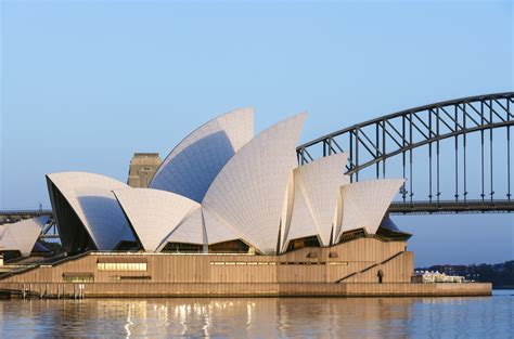 Introduction to the Architecture of Jorn Utzon