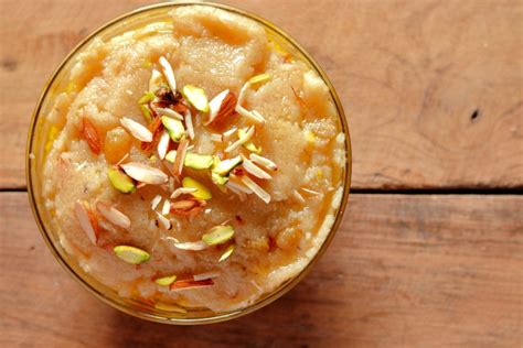 Suji Ka Halwa Recipe - Aarti Madan