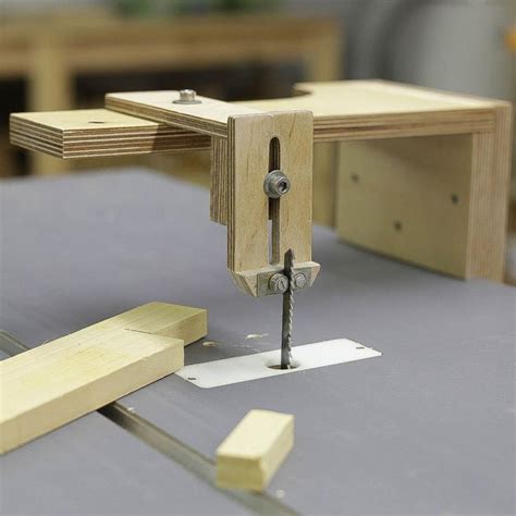 Homemade Jig Saw Guide Plans | Woodworking jigsaw, Woodworking ...