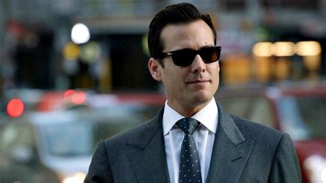 Pop Culture And Fashion Magic: Harvey Specter - Suits Glory