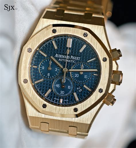 Hands-On with the Audemars Piguet Royal Oak Chronograph 41 mm Yellow Gold | SJX Watches