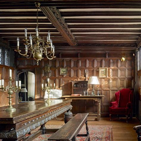 Tudor house architecture: How England’s great homes evolved in the 16th century Tudor Decor ...