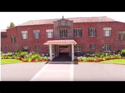 Claremont Manor Retirement Community Virtual Tour - YouTube